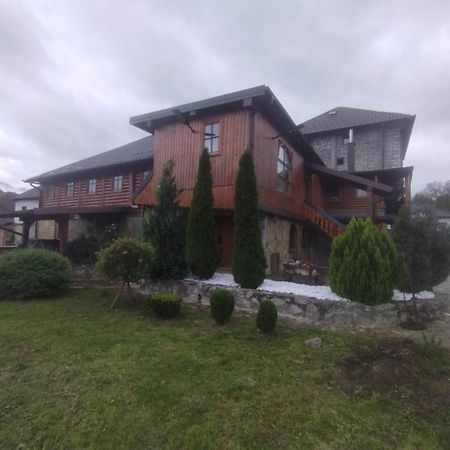 Gusinje Kula Nekovic B&B 외부 사진