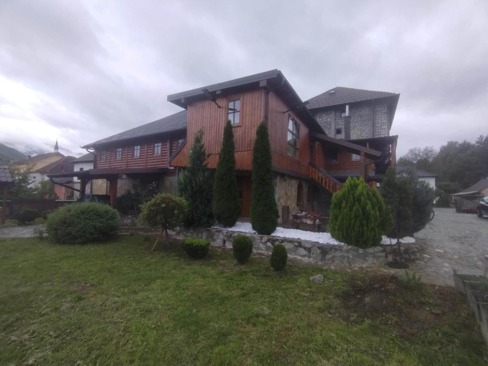 Gusinje Kula Nekovic B&B 외부 사진